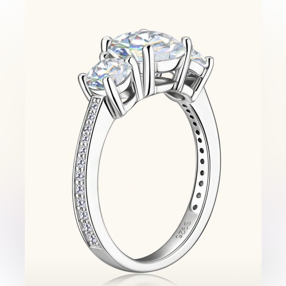 Moissanite Sterling Silver 925 Past, Present, Future Sparkling Ring (size 7.5) - Picture 5 of 7